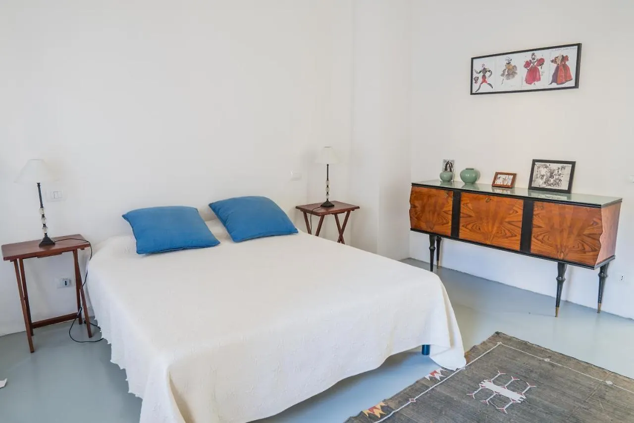 Casa de Férias Chez Francoise Vila Cuglieri Itália